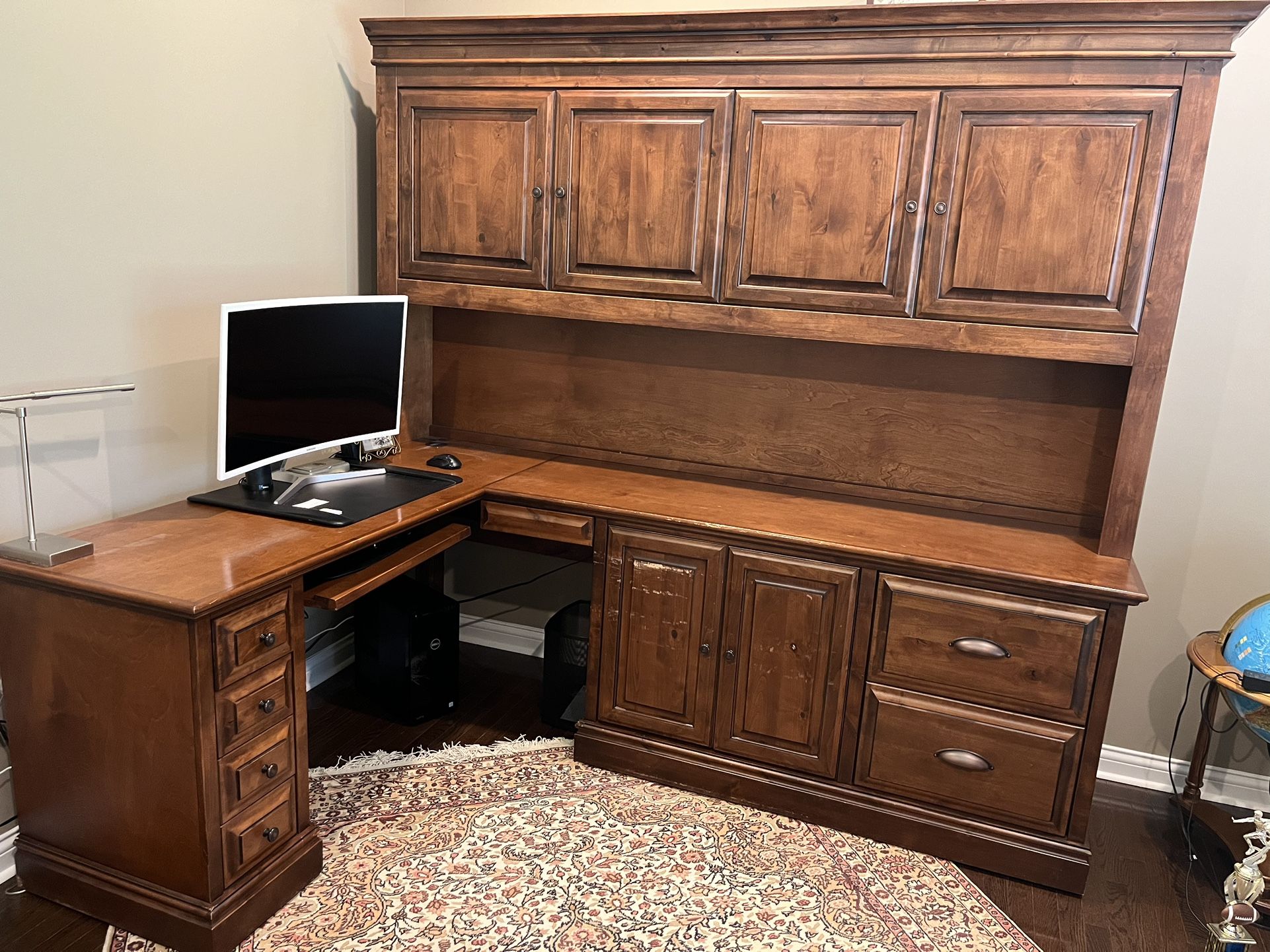 Custom Office Furniture