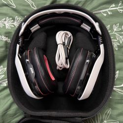 Astro A-40 With Hard shell Case (Brand New)