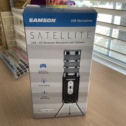 Samson Satellite USB/iOS Broadcast Microphone with Dual 16mm Condenser Capsules