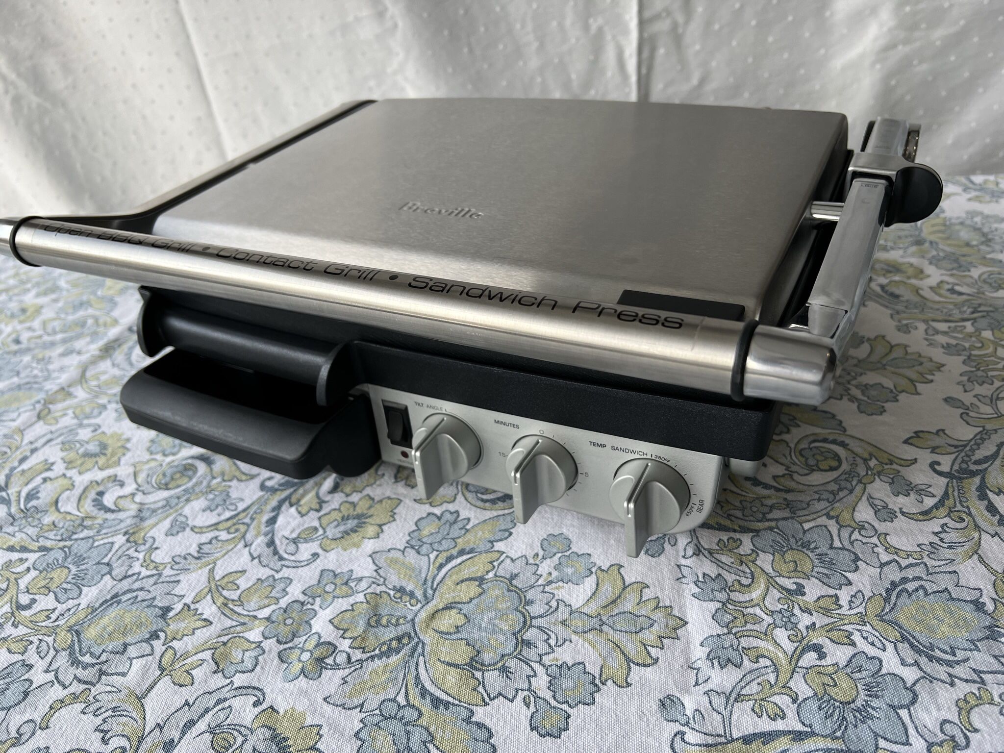 Breville BGR820XL Smart Grill, Electric Countertop Grill Panini Press for  Sale in Westlake Village, CA - OfferUp