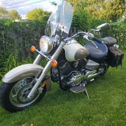 2003 Yamaha Vstar 1100 Classic. 4.5kmiles