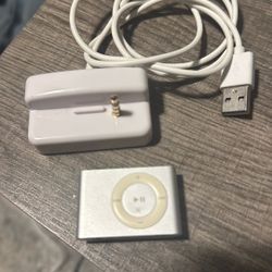 Apple iPod Shuffle 2nd Generation 