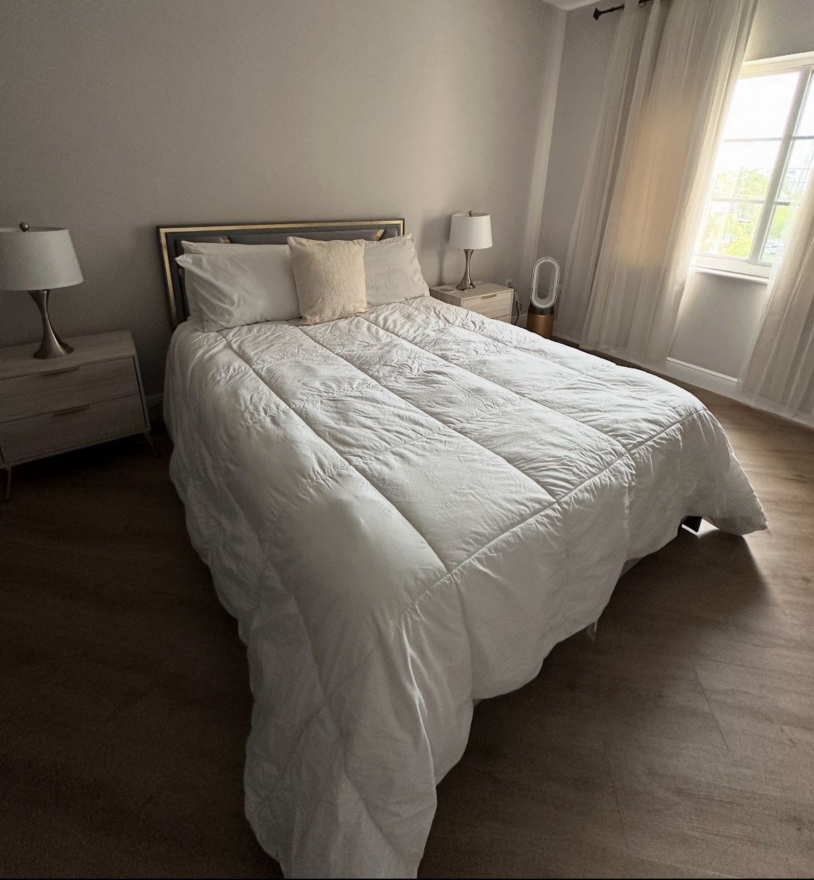 Complete Bed Set – Bed Frame, Mattress, Comforter & Pillows – $350
