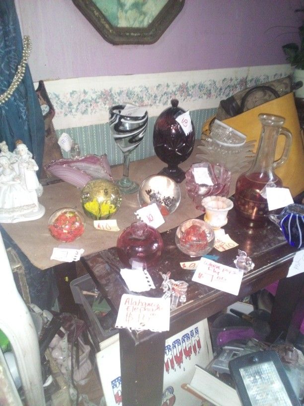 Vintage Glass Prices In The Pictures