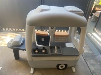 Step 2 kids camper