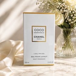 COCO CHANEL (Sealed box)