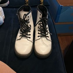 Dr Martens Size 3 Youth
