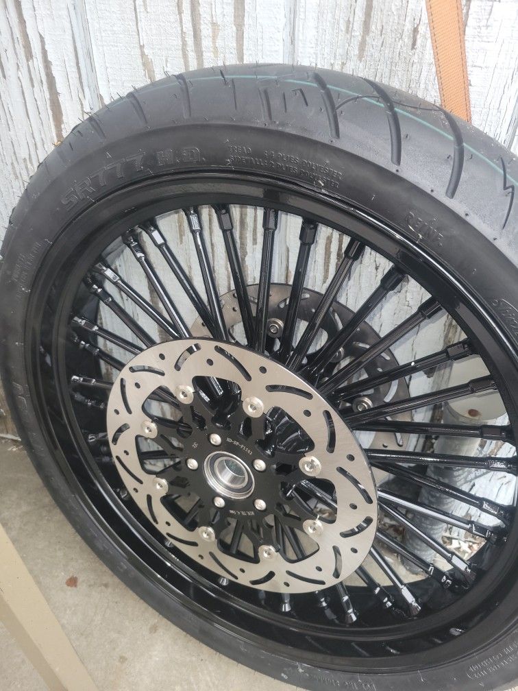 Harley davidson.  21" 18"