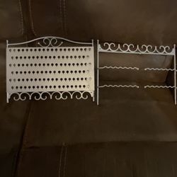 2 Piece Silver Metal Wall Jewelry Organized For Earrings, Necklaces And bracelets