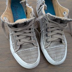 Women's Sneakers