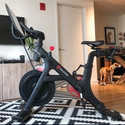 Peloton Bike