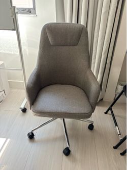 Alera Gray Fabric High-Back Office Chair – Chrome Base, Great Condition