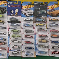 Lot of 36 Hotwheels Mainlines