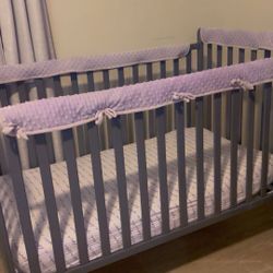 Unisex Gray Baby Crib Like New! 