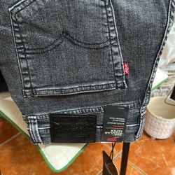 Ladies Levi’s 502 Regular Taper