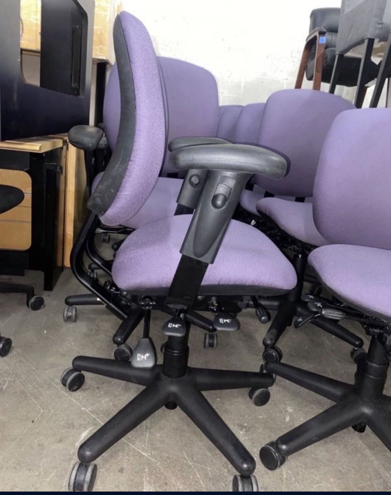 Clearance Big Sale Liquidation Steelcase Trooper Commercial Grade