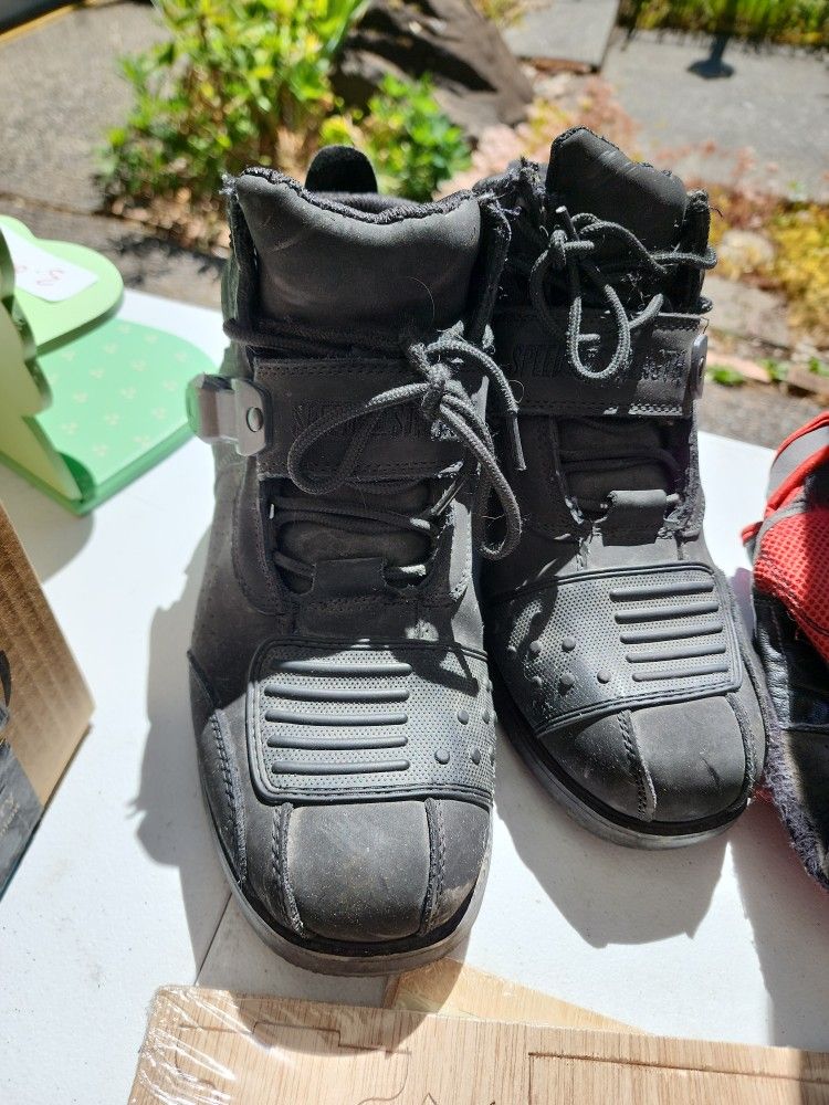 Speed and Strength Motorcycle Boots – Size 8