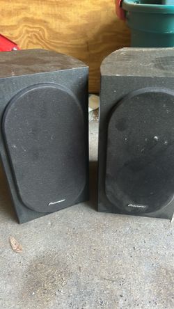 Pioneer SP-BS22-LR shelf speakers