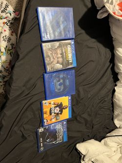 PS4 Games And Controller Charger 