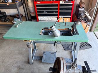 Commercial sewing machine