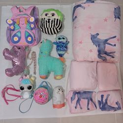 Little Girls Accessories (purses+plushies+lamp+complete full size comforter  set)