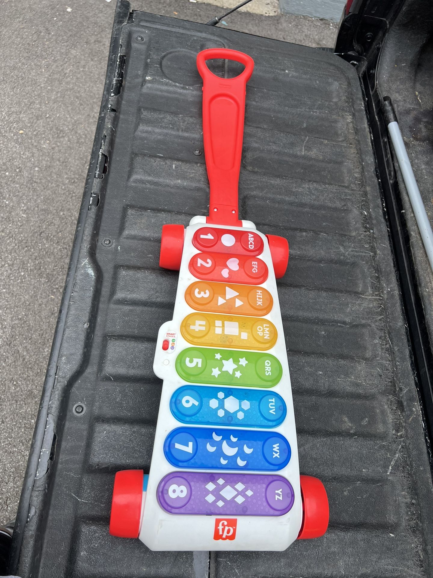 Fisher price light up xylophone