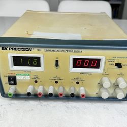Triple Output Power Supply B&K Precision 1652