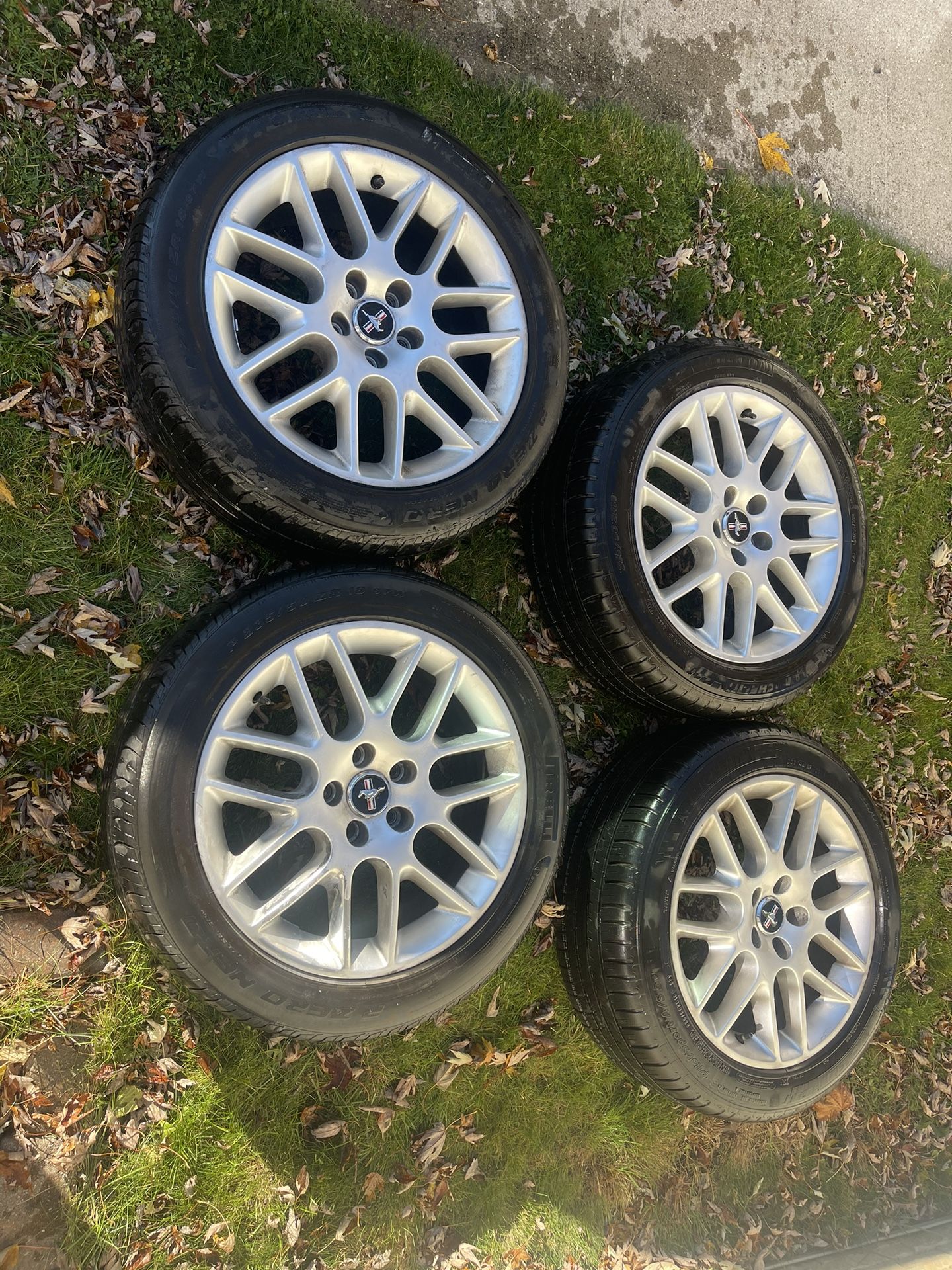 235/50/18 Ford Mustang Set Of Wheels And Tires 