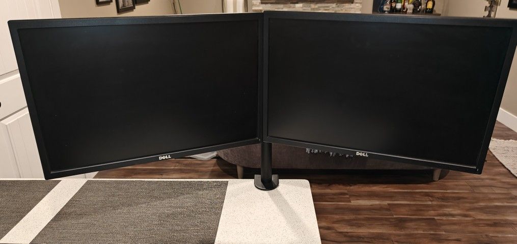 22" Dual Monitor Setup - Dell