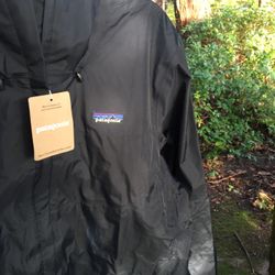 New With Tags Patagonia Men's Torrentshell 3L Rain Jacket