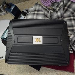 JBL 640 Watt 4 Channel Amp