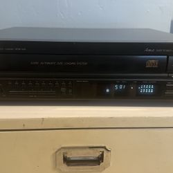 Vintage Stereo Equipment 