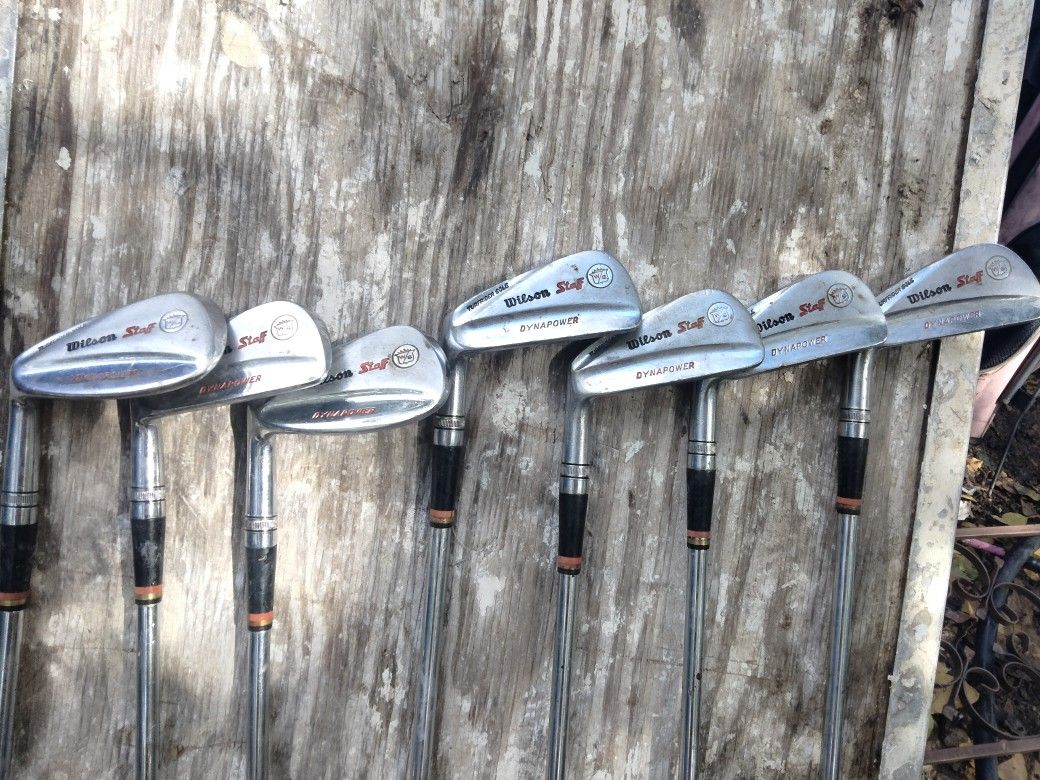 1969 Wilson Staff Dynapower Lh Fluid Feel Golf Irons. Near Mint