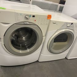 WHIRLPOOL DUET WASHER AND DRYER SET 