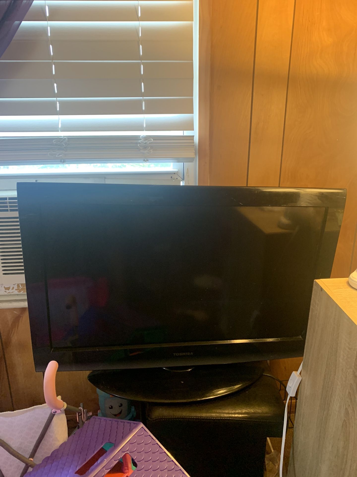 TV