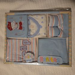 Newborn Clothes