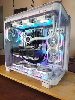 🔥 Stunning Gaming PC | RTX 4070 Ti | Ryzen 5 7600X3D | 32GB DDR5 | White RGB Showcase Build