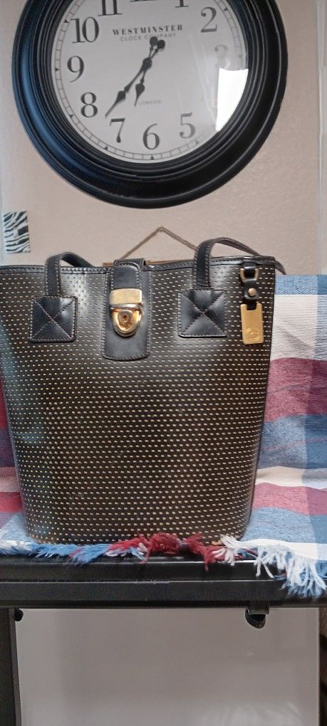 Dooney Brouke Classic Vintage PURSE
