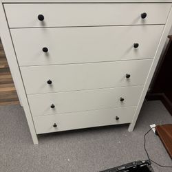 White Wood Dresser 