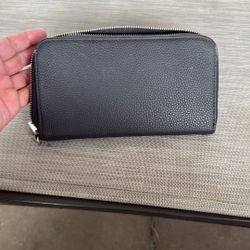Women’s Used Black Wallet