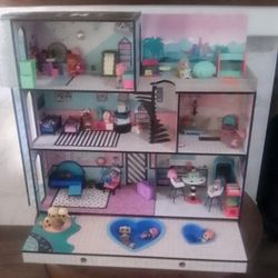 Lol Doll House Mint Condition 