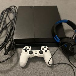 Ps4 With Headset Perfect Condition 