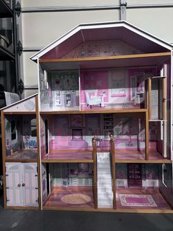 Doll house