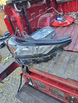 2023-2024 Chevrolet Colorado Halogen Headlight Headlamp Assembly Passenger Right