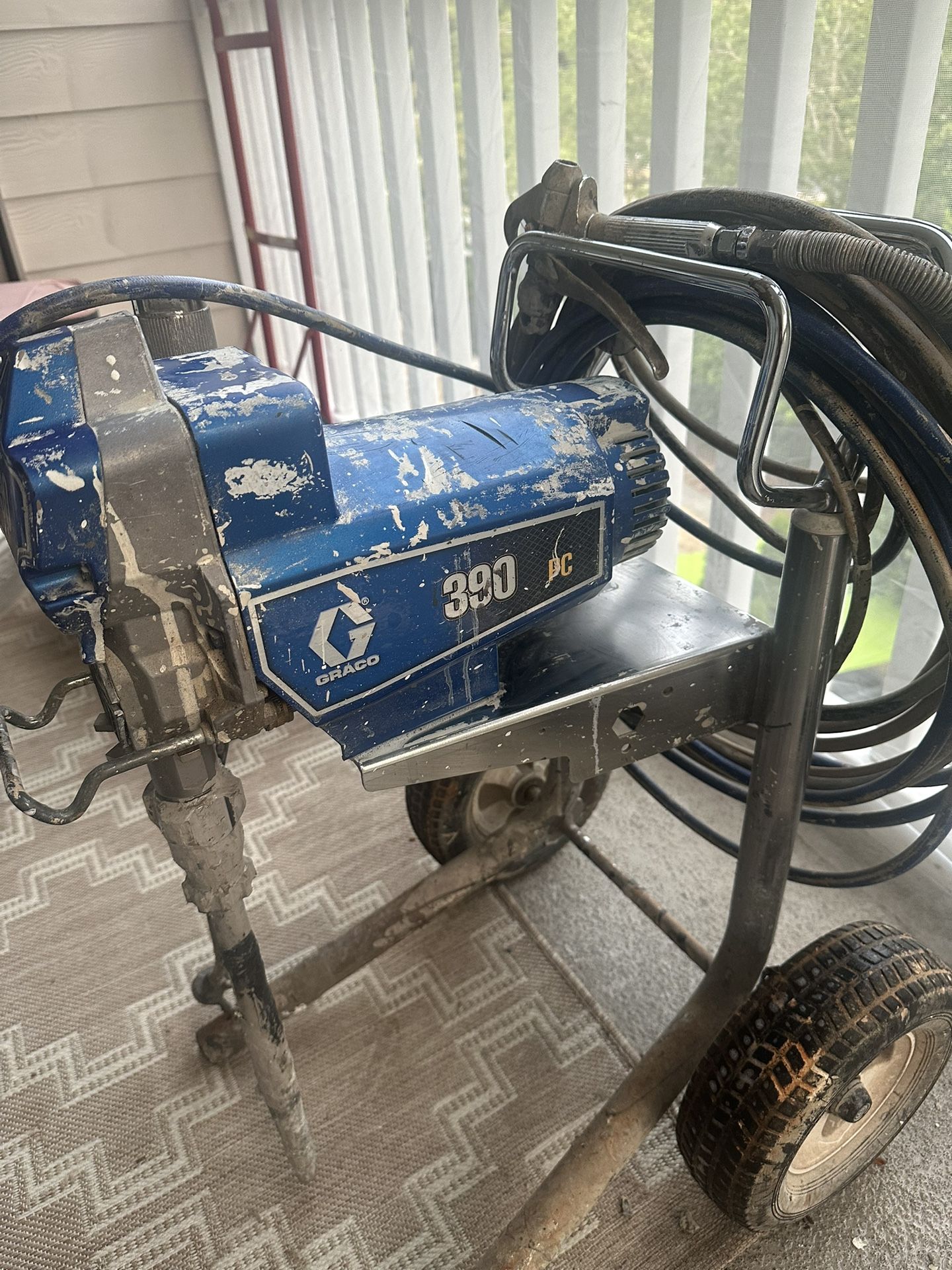 Graco 390 Sprayer 