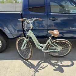 Trek Navigator 2.0  Bike
