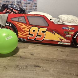 Two Twin Bed With Mattresses. Never Used