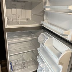 Brand New Top Freezer Refrigerator With 1 Year Warranty No Credit Needed Eveyonne Is Approved 