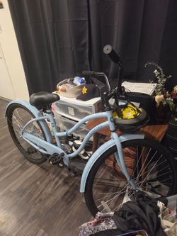 Electra Concord Cruiser Bike Light Blue