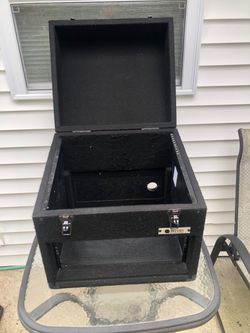 Odyssey rack mount flip up top